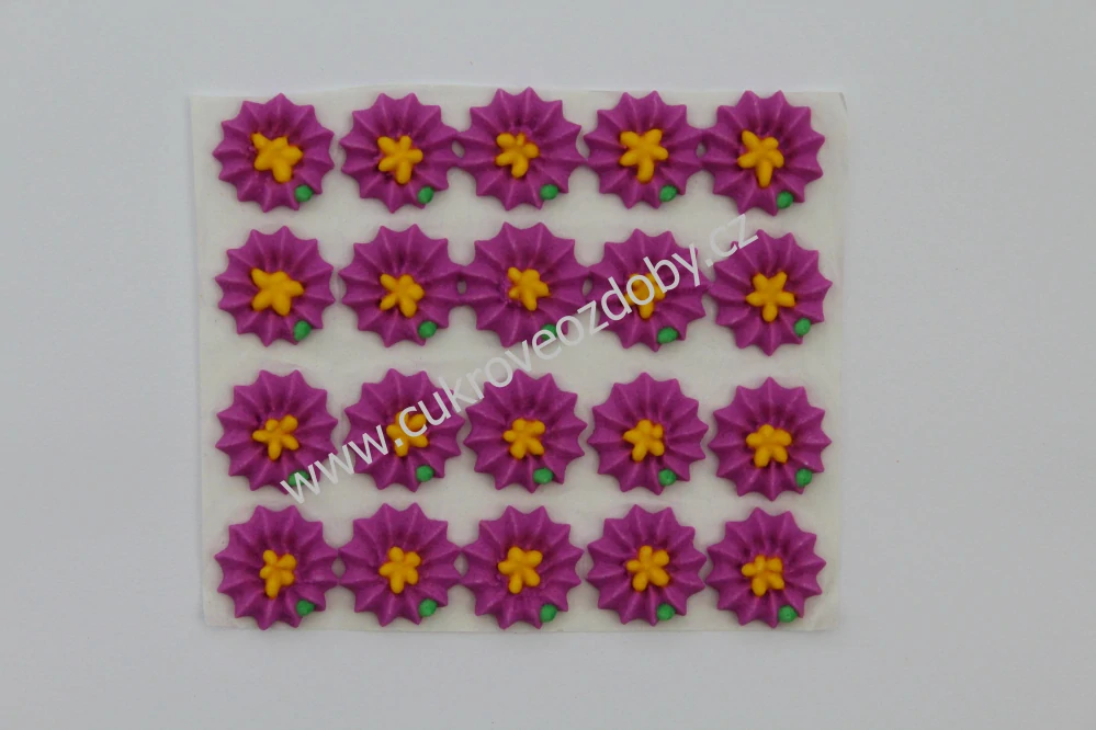 Střední květy typ 4