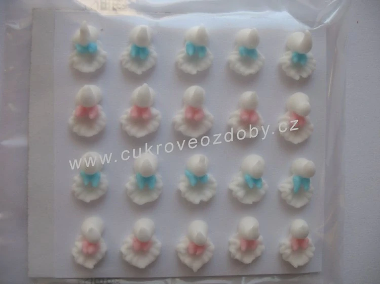 Holubičky malé bílé s fialovou