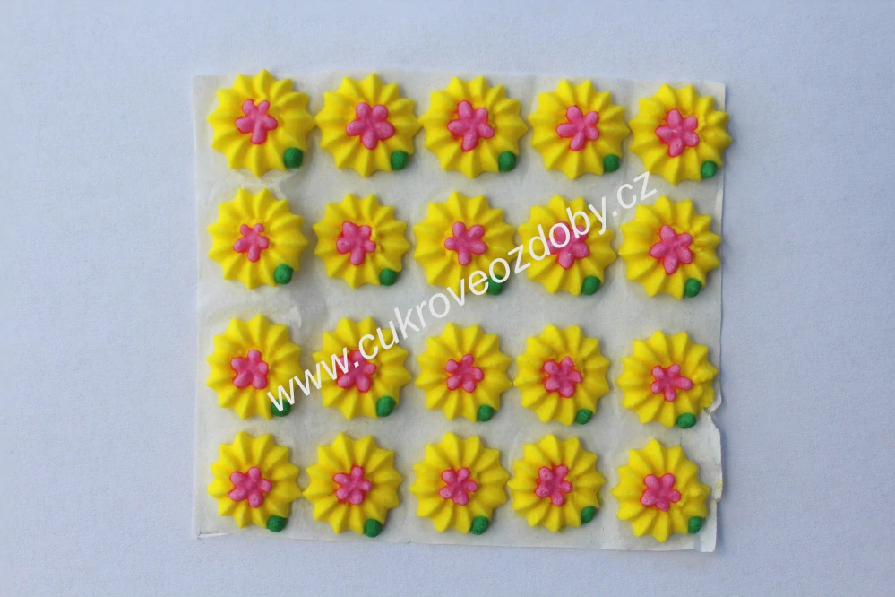 Střední květy typ 4